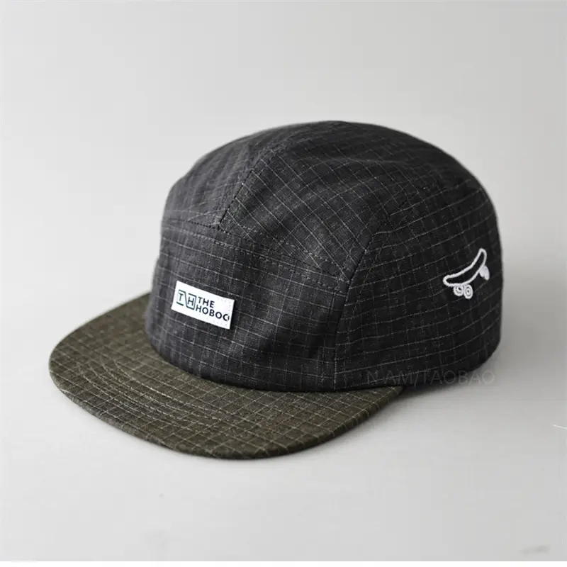 Men Vintage Check Flat Brim Cap with Duck Logo