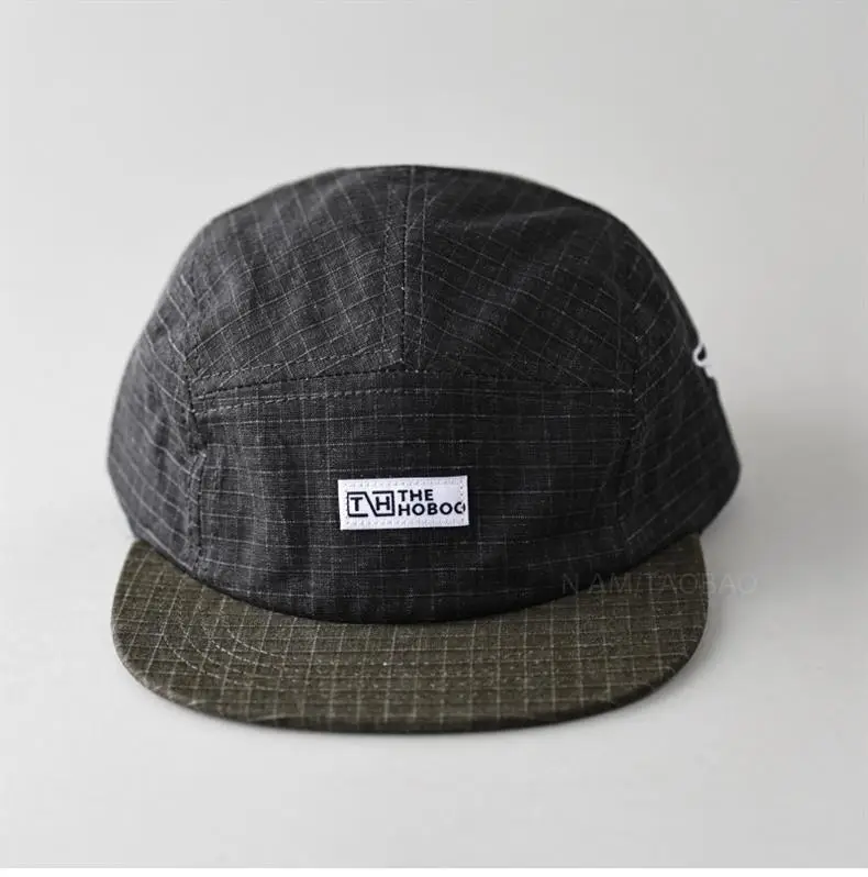 Men Vintage Check Flat Brim Cap with Duck Logo — feature 5