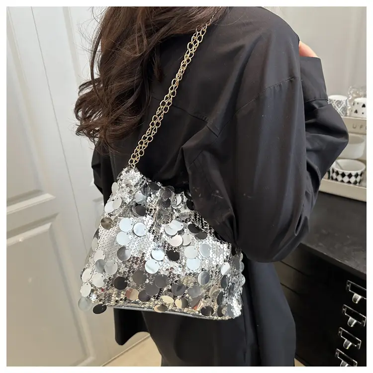 Trendy Gold Sequin Chain Shoulder Bag for Women — feature 16