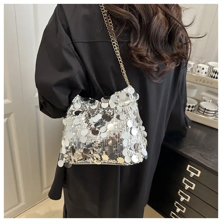 Trendy Gold Sequin Chain Shoulder Bag for Women — feature 18