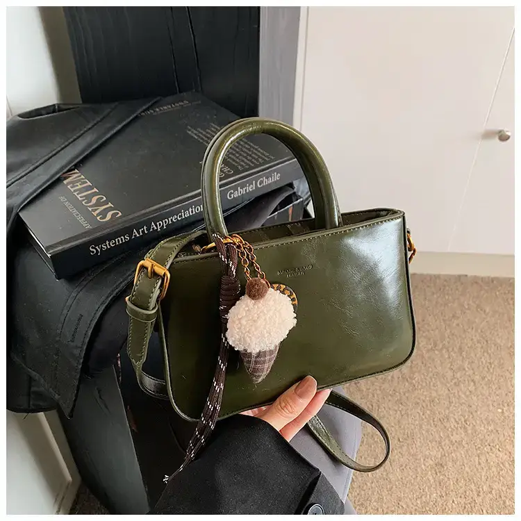 Korean Style Brown Leather Shoulder Bag 2025 — feature 22