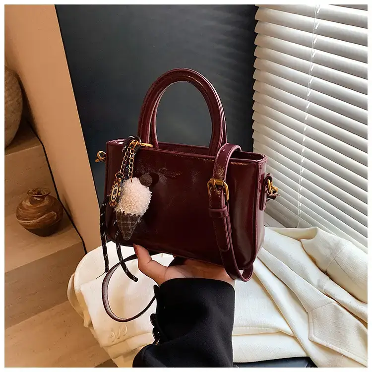 Korean Style Brown Leather Shoulder Bag 2025 — feature 27