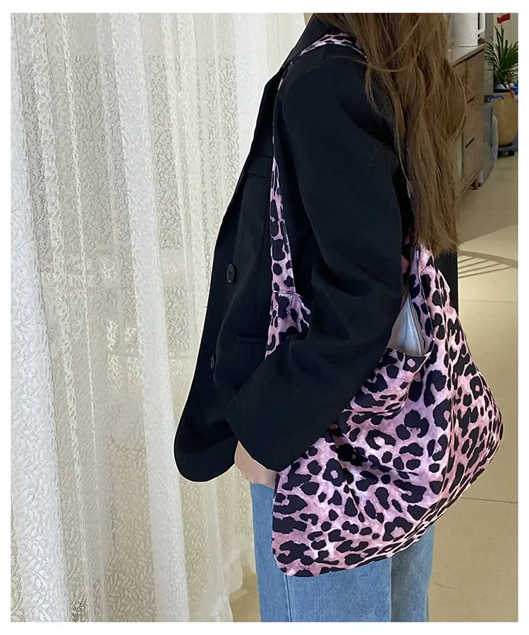 Leopard Print Canvas Shoulder Bag for Women — feature 4