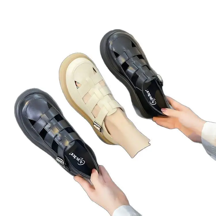 Women's Hollow Out Sandals Niche Design Summer 2025 - Image 6