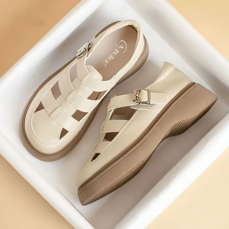 Women's Hollow Out Sandals Niche Design Summer 2025 — feature 14