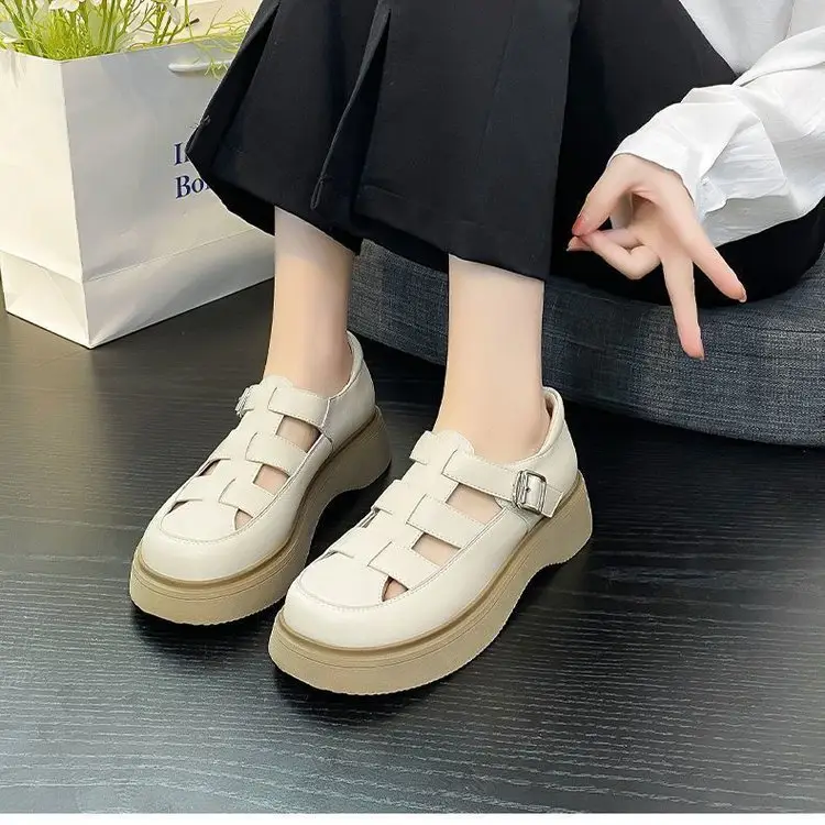 Women's Hollow Out Sandals Niche Design Summer 2025 - Image 2