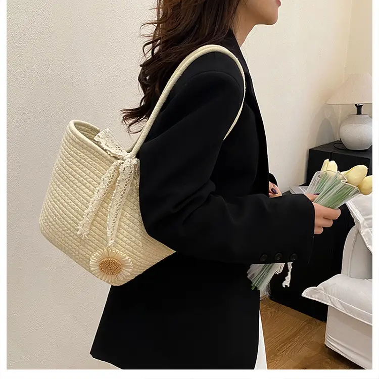 Women Straw Tote Bag Large Capacity Spring Summer 2025 — feature 14