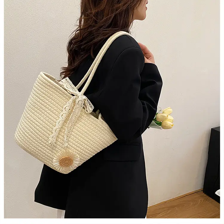Women Straw Tote Bag Large Capacity Spring Summer 2025 — feature 15