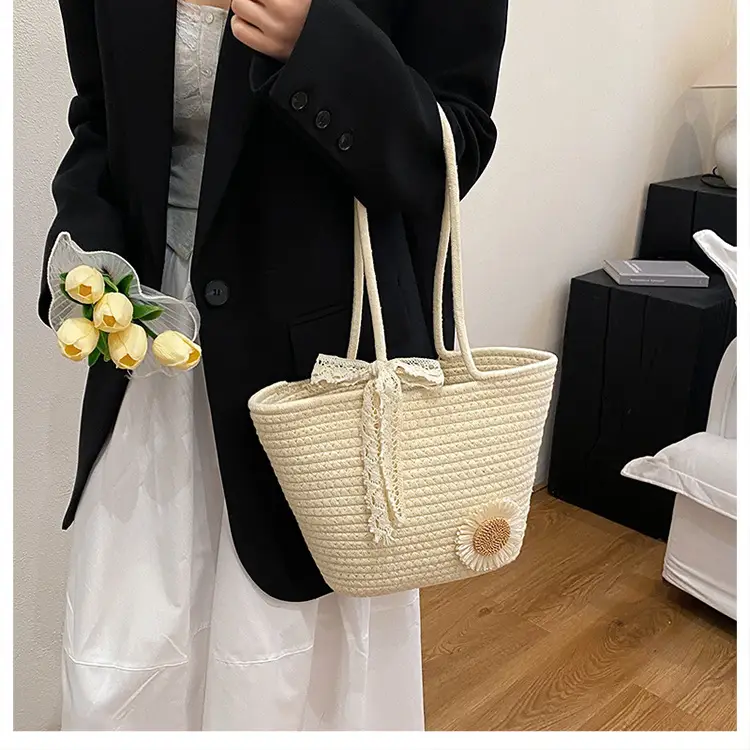 Women Straw Tote Bag Large Capacity Spring Summer 2025 — feature 16