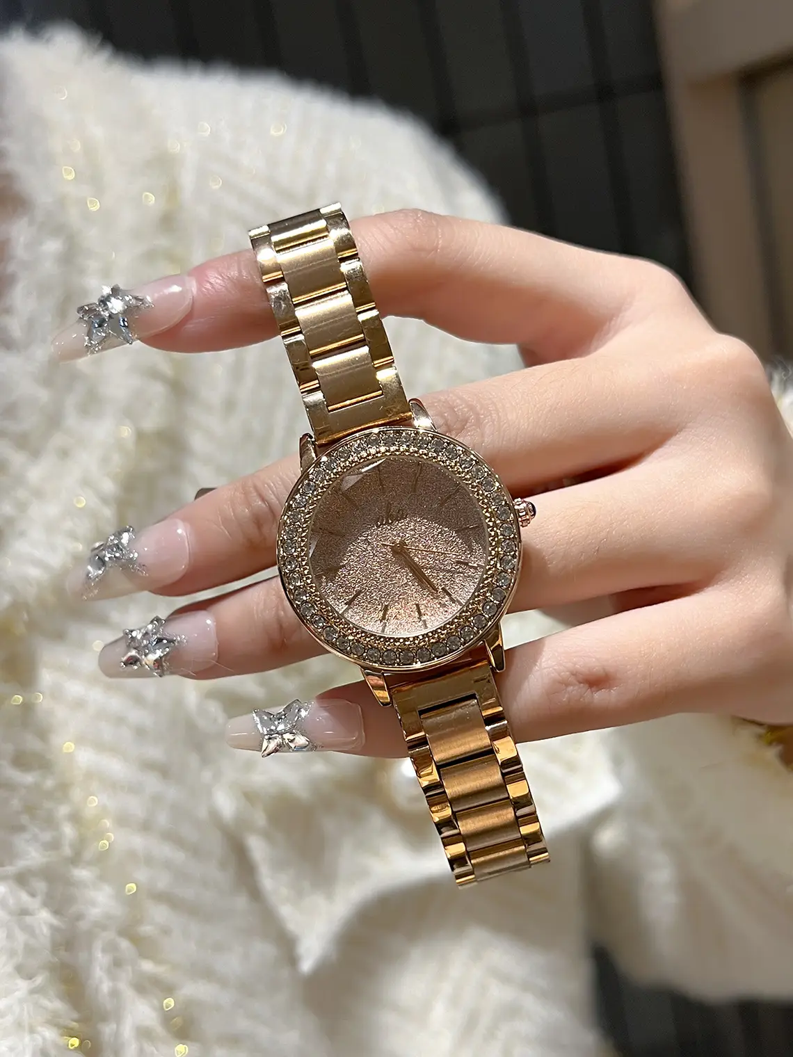 Gold Rhinestone Ladies Wrist Watch Waterproof Quartz — feature 4