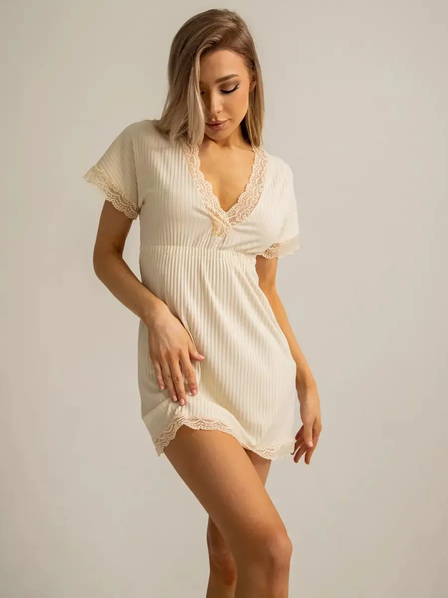 Black Lace Short Sleeve Pajama for Women — feature 3