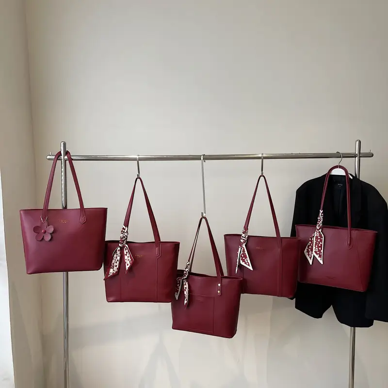 Women's Red Crossbody Bag with Bow Decor - Image 7