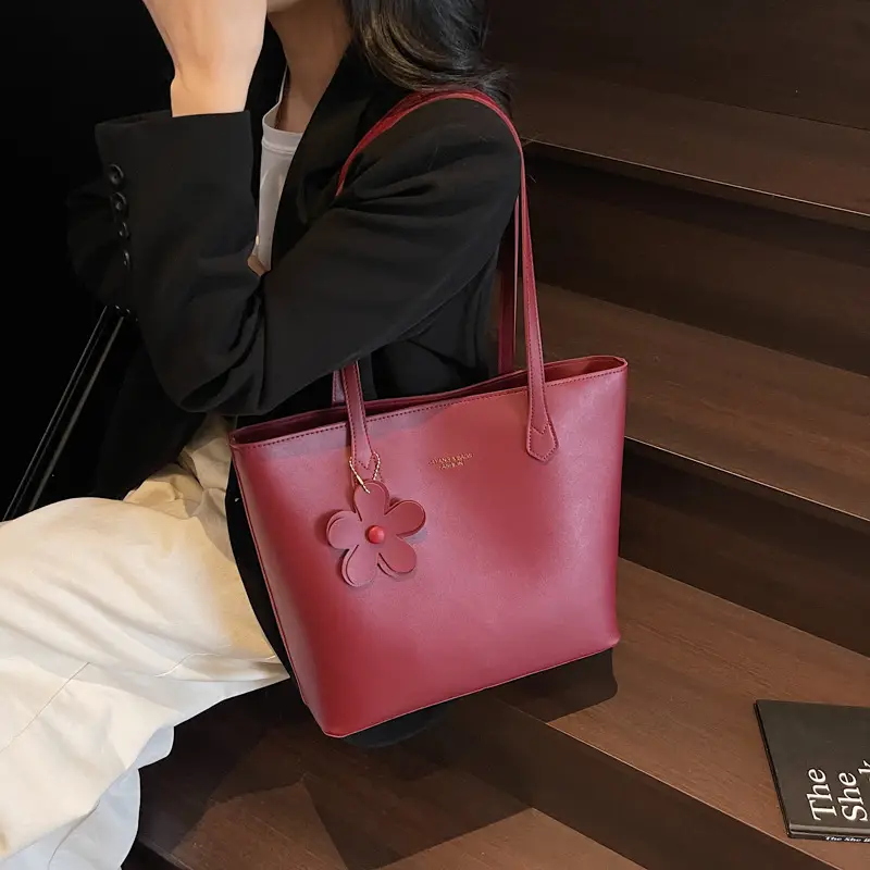 Women's Red Crossbody Bag with Bow Decor - Image 9