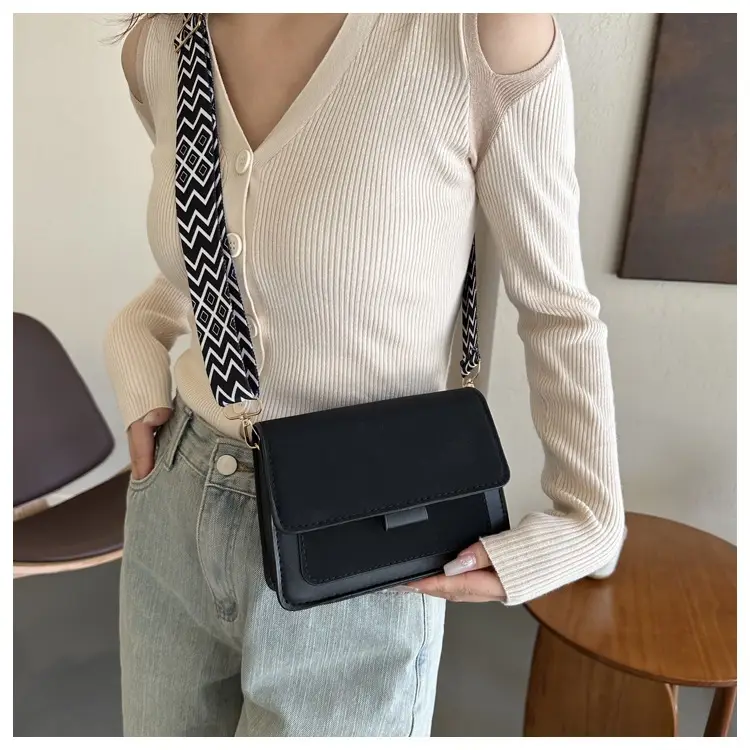 Vintage Korean Style Brown Shoulder Crossbody Bag for Women — feature 10