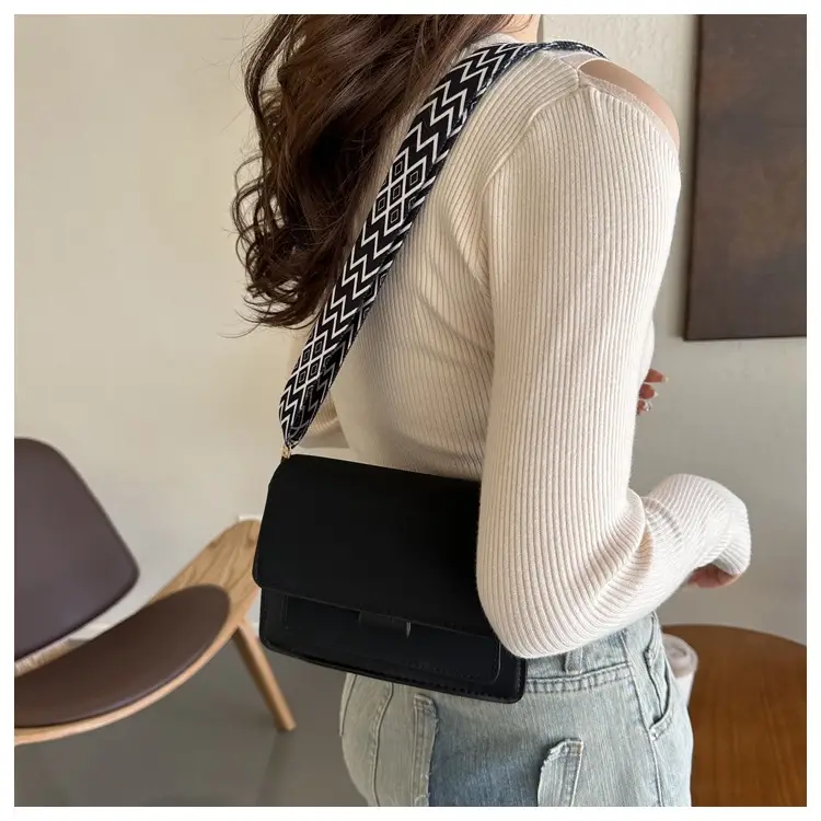 Vintage Korean Style Brown Shoulder Crossbody Bag for Women — feature 9