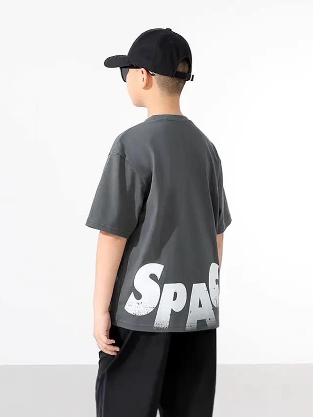 Kids White Logo Cap Set with T-Shirt - Image 6