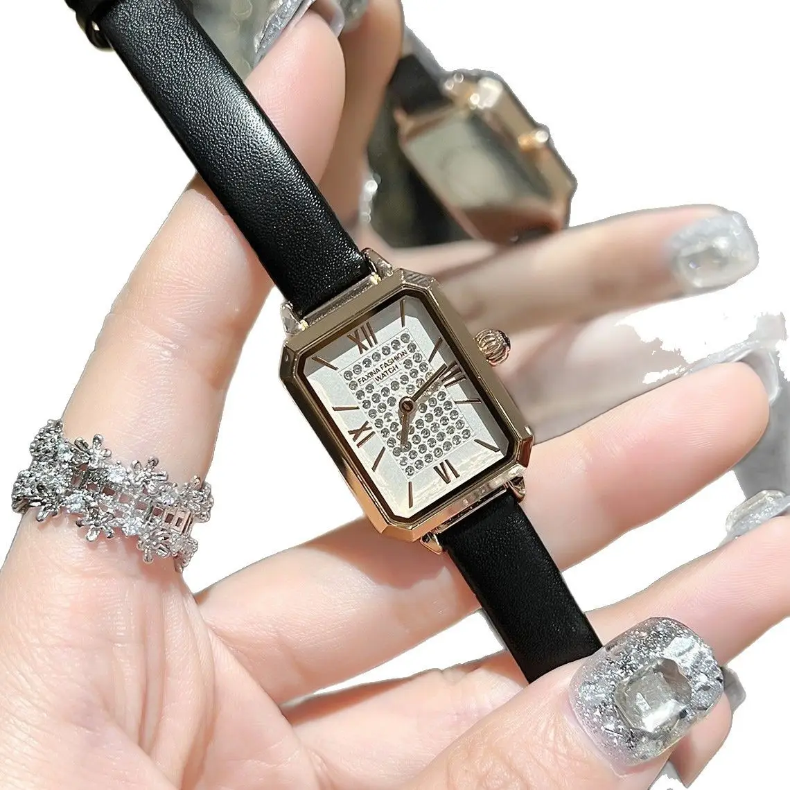 Cross-border Retro Watch Women's Black Leather Strap