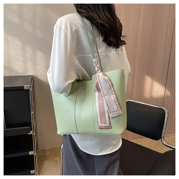Cross-Border Women's Large Capacity Tote Bag Beige Leather — feature 16
