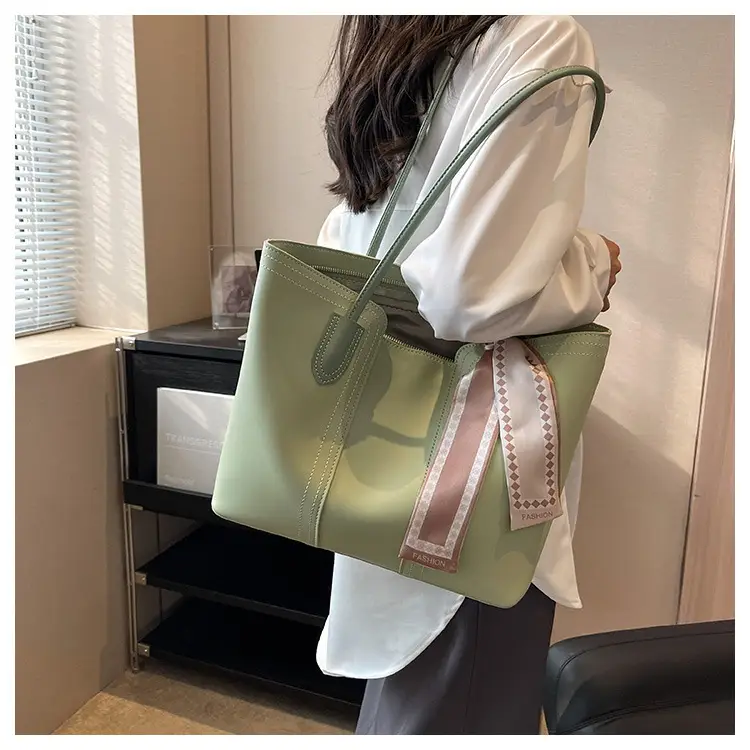 Cross-Border Women's Large Capacity Tote Bag Beige Leather — feature 18