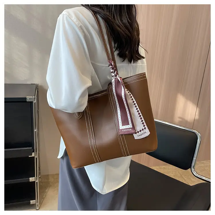 Cross-Border Women's Large Capacity Tote Bag Beige Leather — feature 21