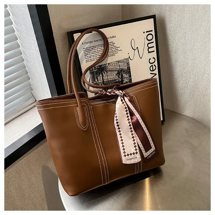 Cross-Border Women's Large Capacity Tote Bag Beige Leather — feature 29