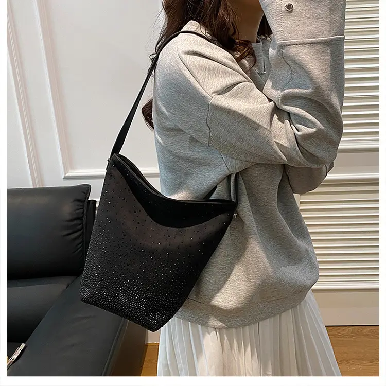Women's Crossbody Bag Large Capacity Beige Dot Pattern — feature 13