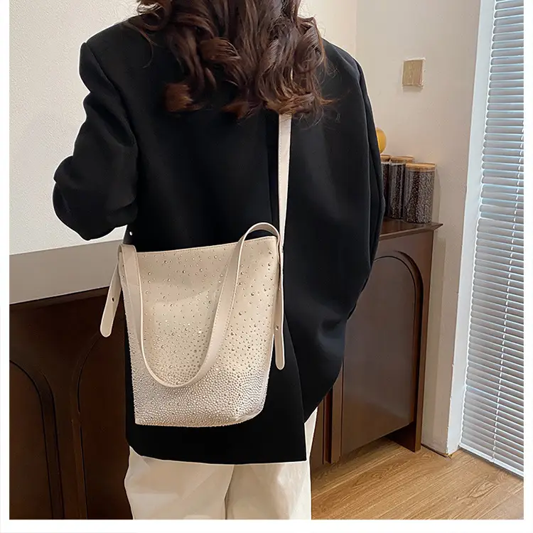 Women's Crossbody Bag Large Capacity Beige Dot Pattern — feature 16