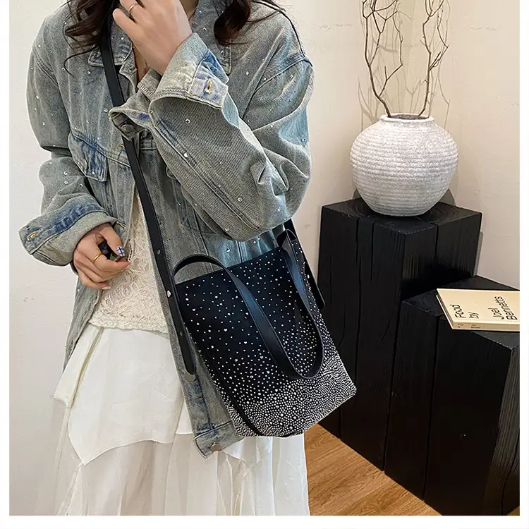 Women's Crossbody Bag Large Capacity Beige Dot Pattern — feature 18