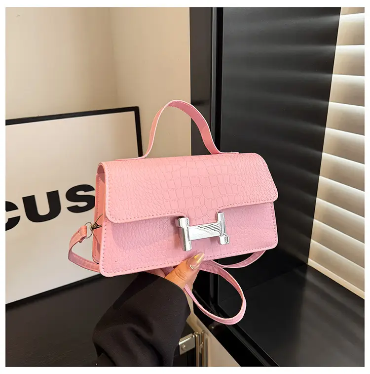 Green Croc Leather Shoulder Crossbody Bag 2025 — feature 18