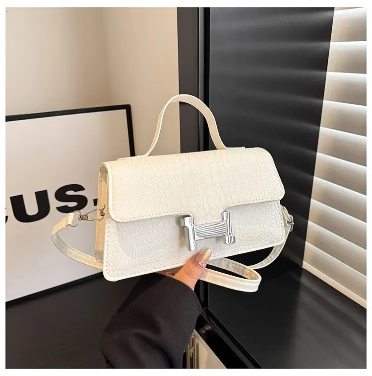 Green Croc Leather Shoulder Crossbody Bag 2025 — feature 20