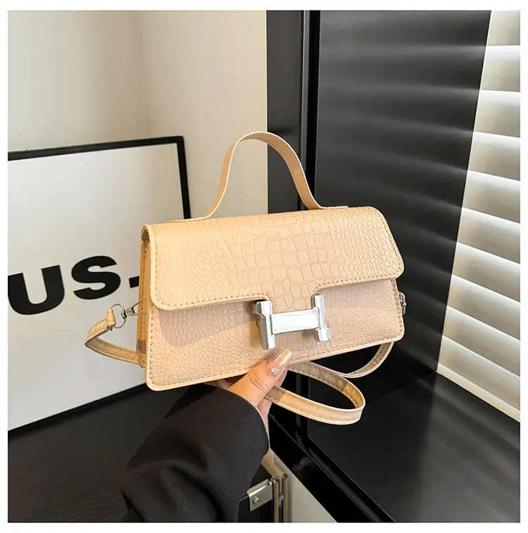 Green Croc Leather Shoulder Crossbody Bag 2025 — feature 22