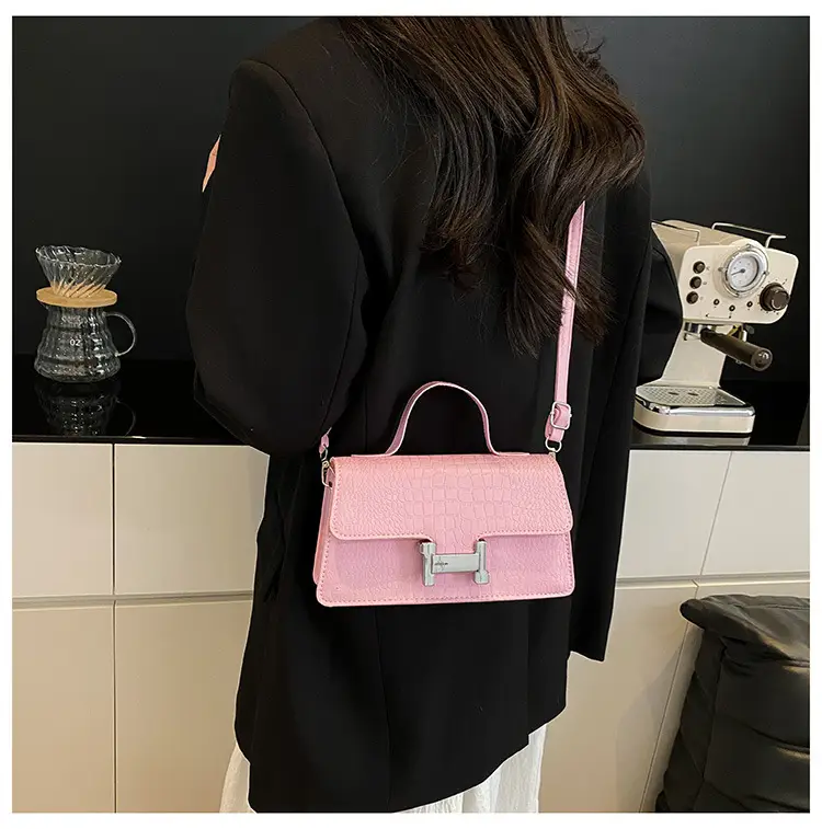 Green Croc Leather Shoulder Crossbody Bag 2025 — feature 28
