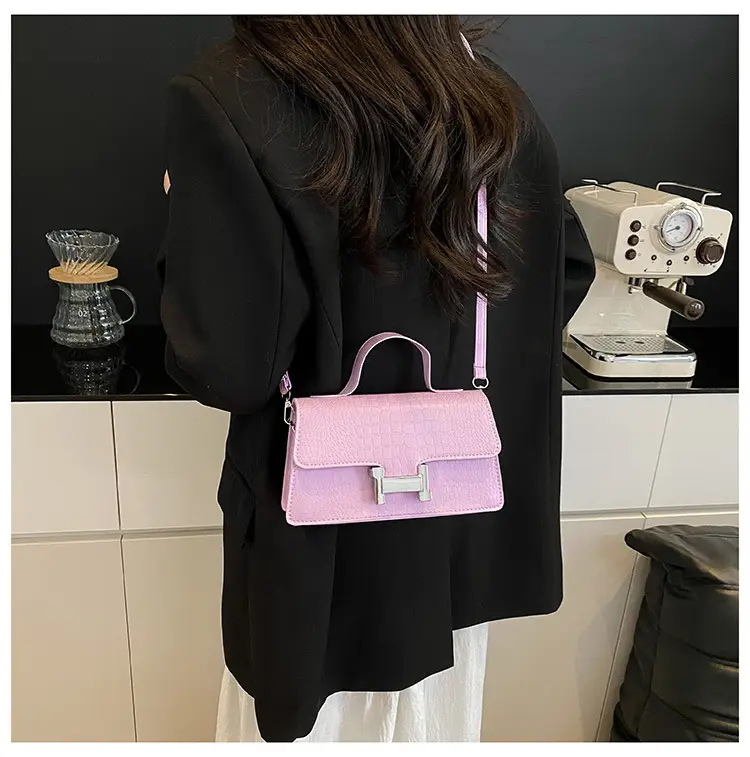 Green Croc Leather Shoulder Crossbody Bag 2025 — feature 30