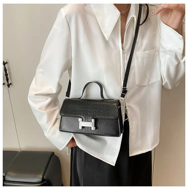 Green Croc Leather Shoulder Crossbody Bag 2025 — feature 35
