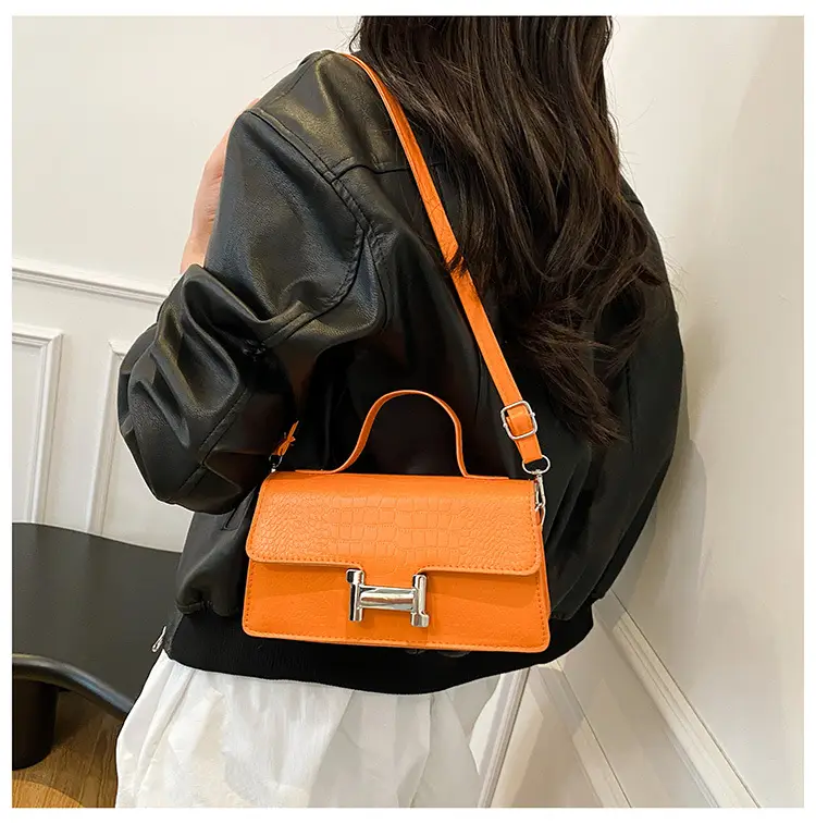 Green Croc Leather Shoulder Crossbody Bag 2025 — feature 42