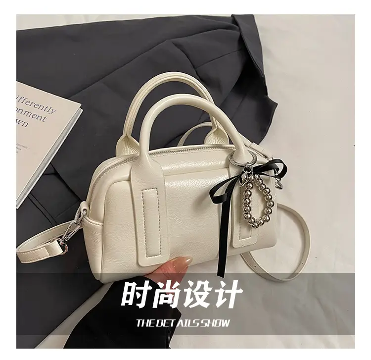 Women White Chain Strap Shoulder Crossbody Bag — feature 6