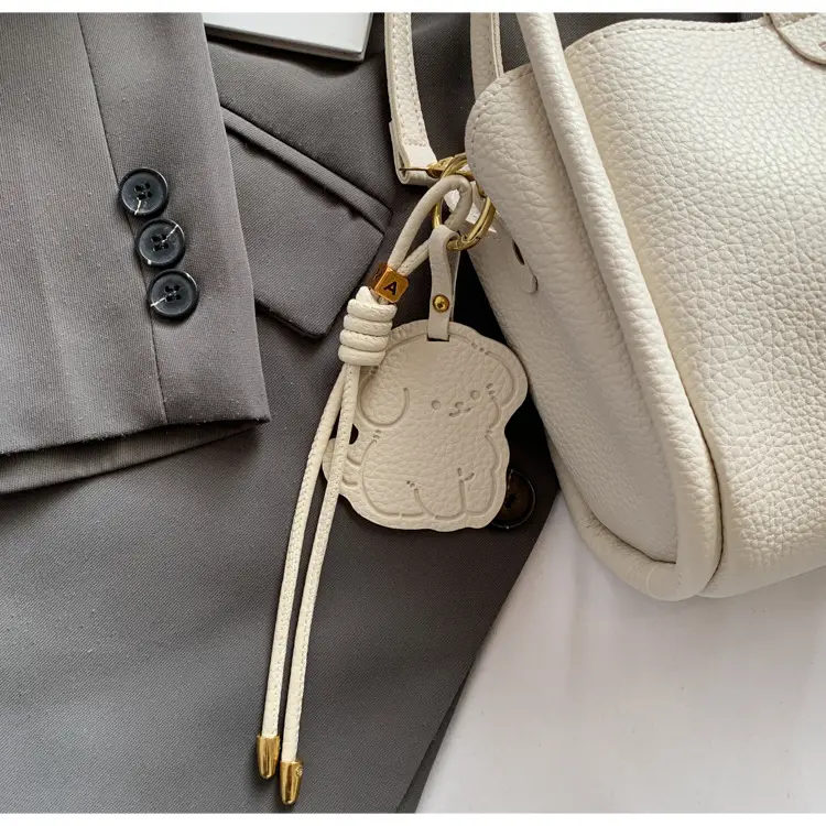 Women's Beige Leather Shoulder Bag 2025 New Spring — feature 9