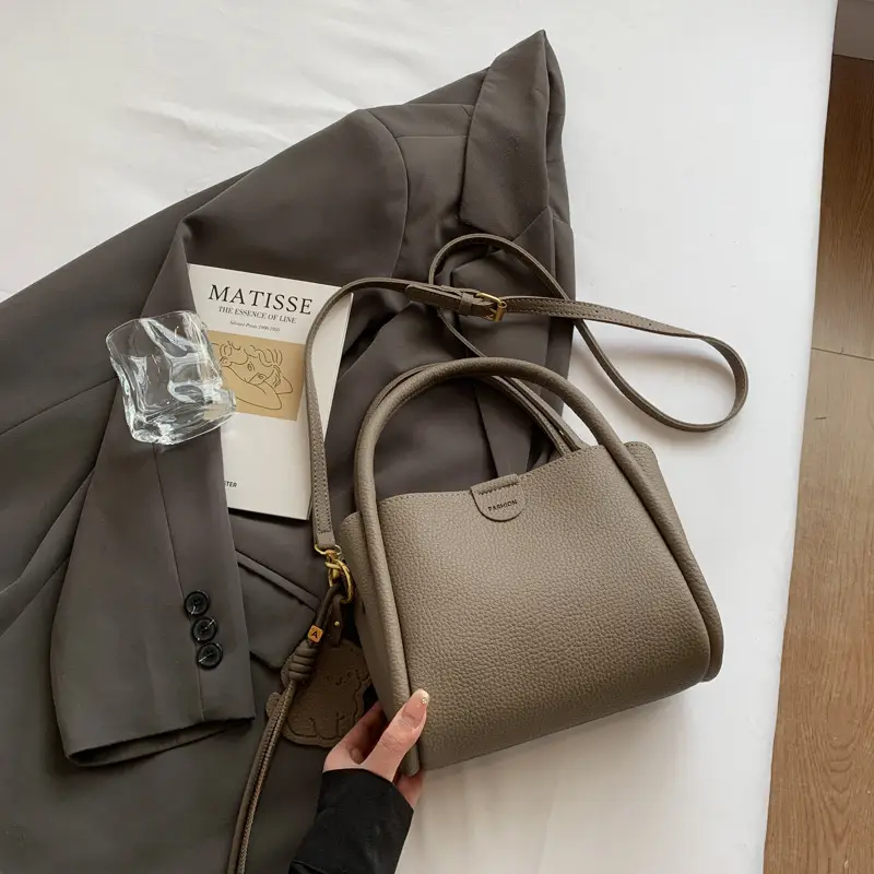 Women's Beige Leather Shoulder Bag 2025 New Spring - Image 3
