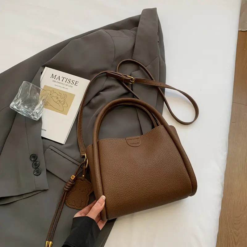 Women's Beige Leather Shoulder Bag 2025 New Spring - Image 4