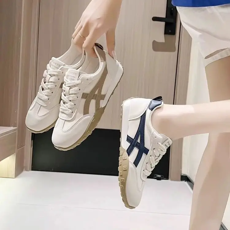 Women's White Cross Logo Training Shoes Flat Leather
