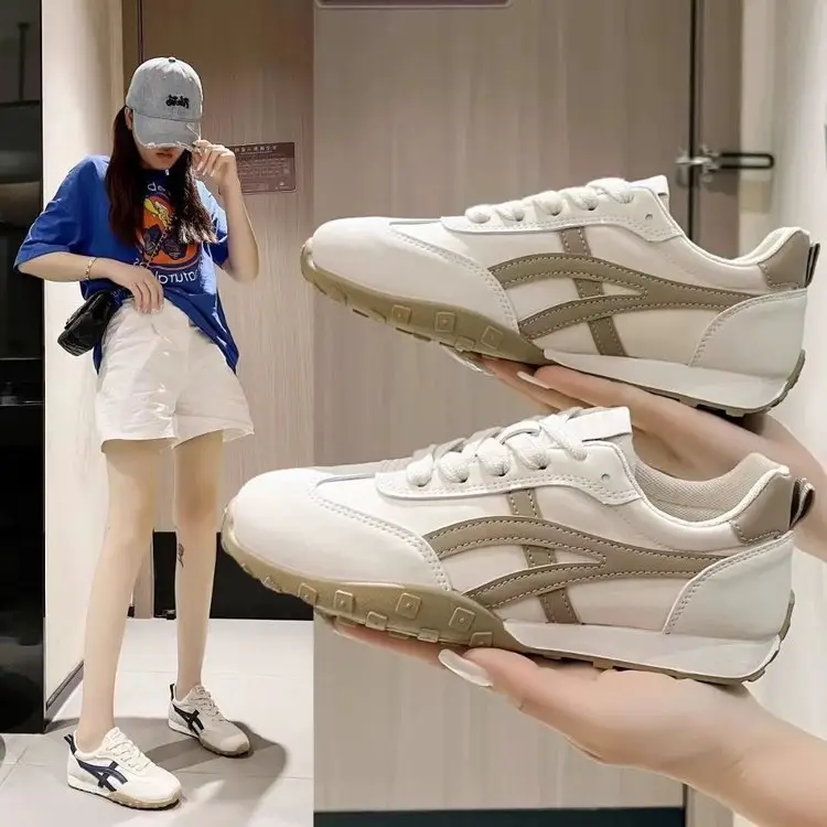 Women's White Cross Logo Training Shoes Flat Leather — feature 12