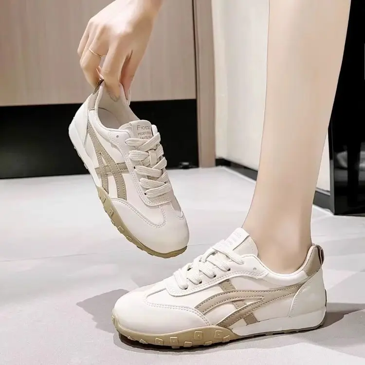 Women's White Cross Logo Training Shoes Flat Leather