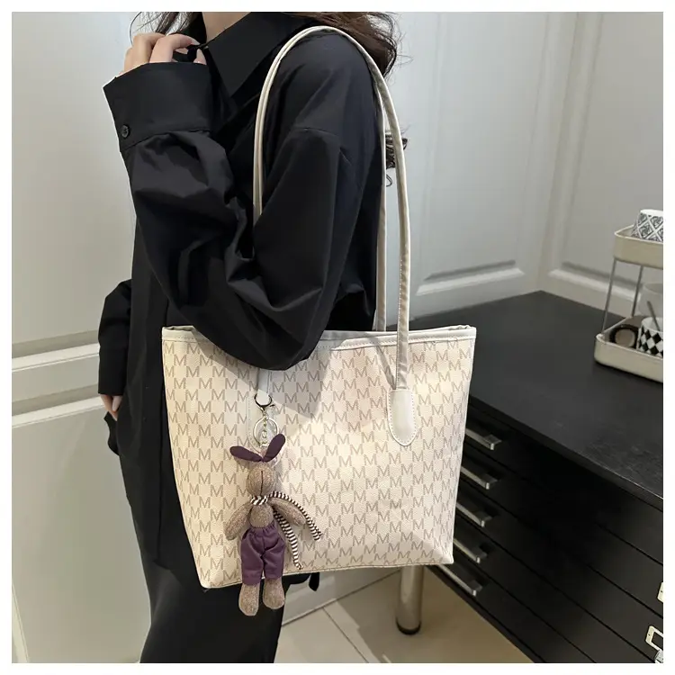Women's 2025 Letter Textured Shoulder Bag Large Capacity — feature 18