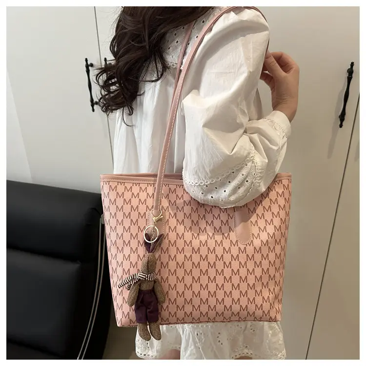 Women's 2025 Letter Textured Shoulder Bag Large Capacity — feature 9
