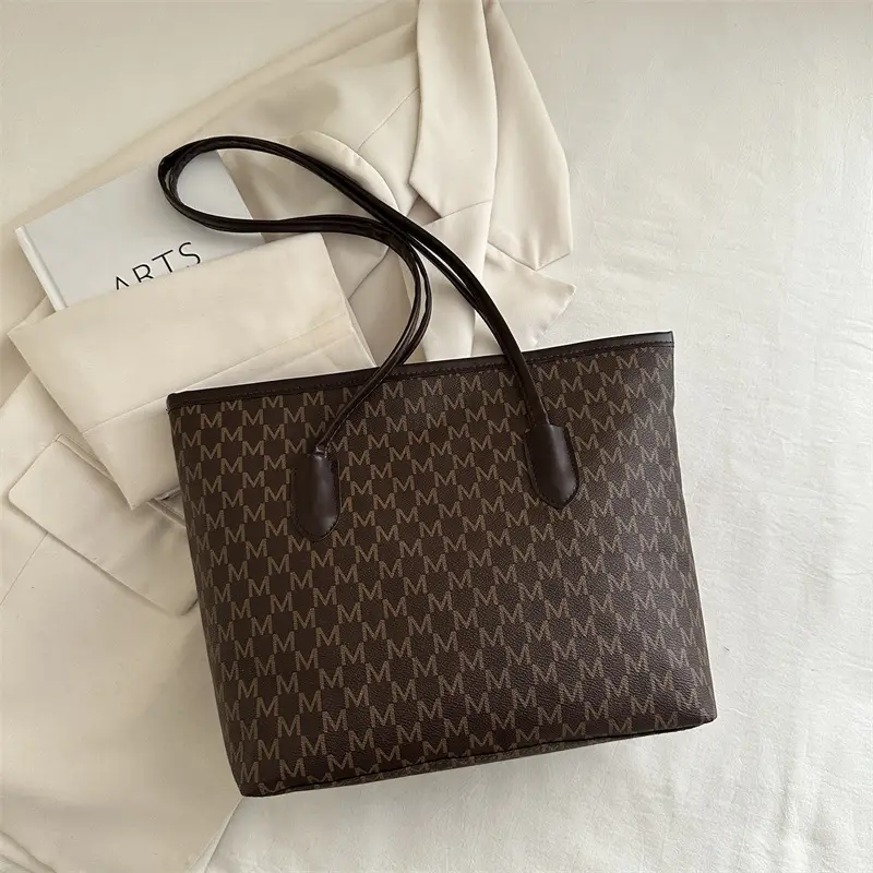 Women's 2025 Letter Textured Shoulder Bag Large Capacity - Image 2