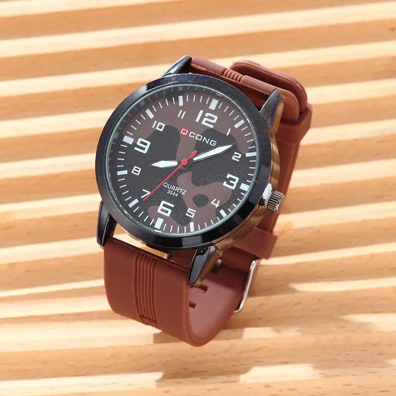 Men Waterproof Quartz Watch with Silicone Strap 10mm — feature 4