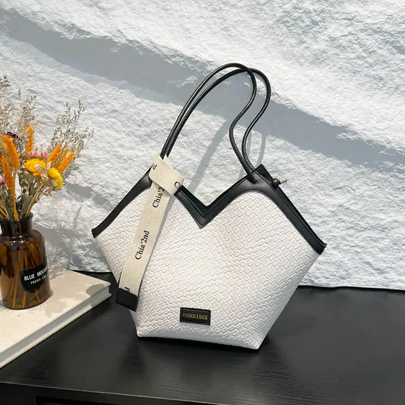 Women Woven Shoulder Bag 2025 Spring Large Capacity - Image 6