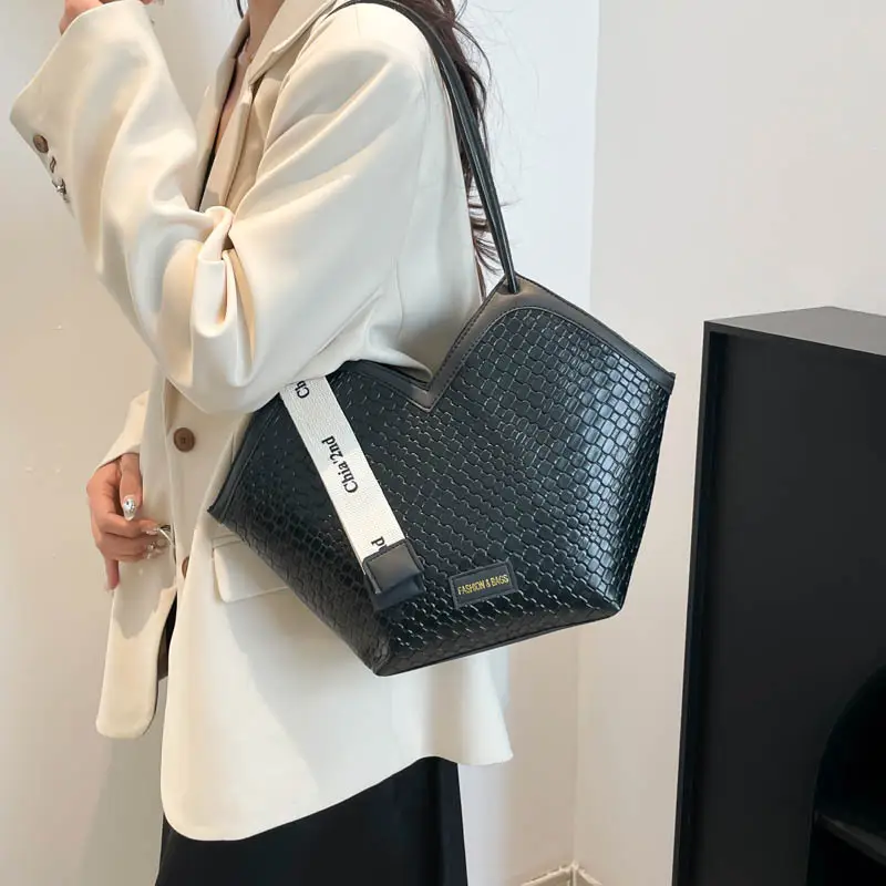 Women Woven Shoulder Bag 2025 Spring Large Capacity - Image 7