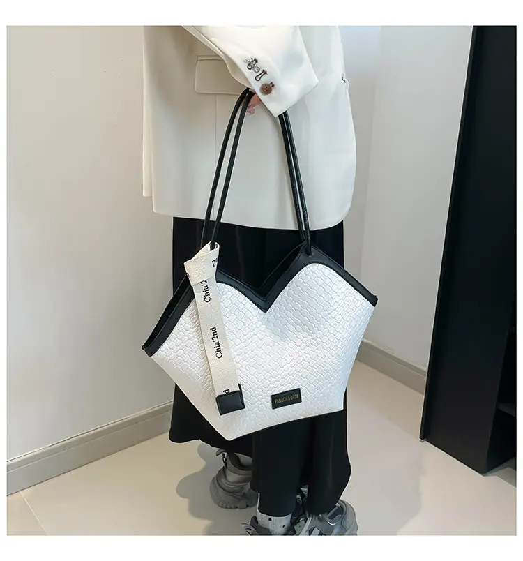 Women Woven Shoulder Bag 2025 Spring Large Capacity — feature 26