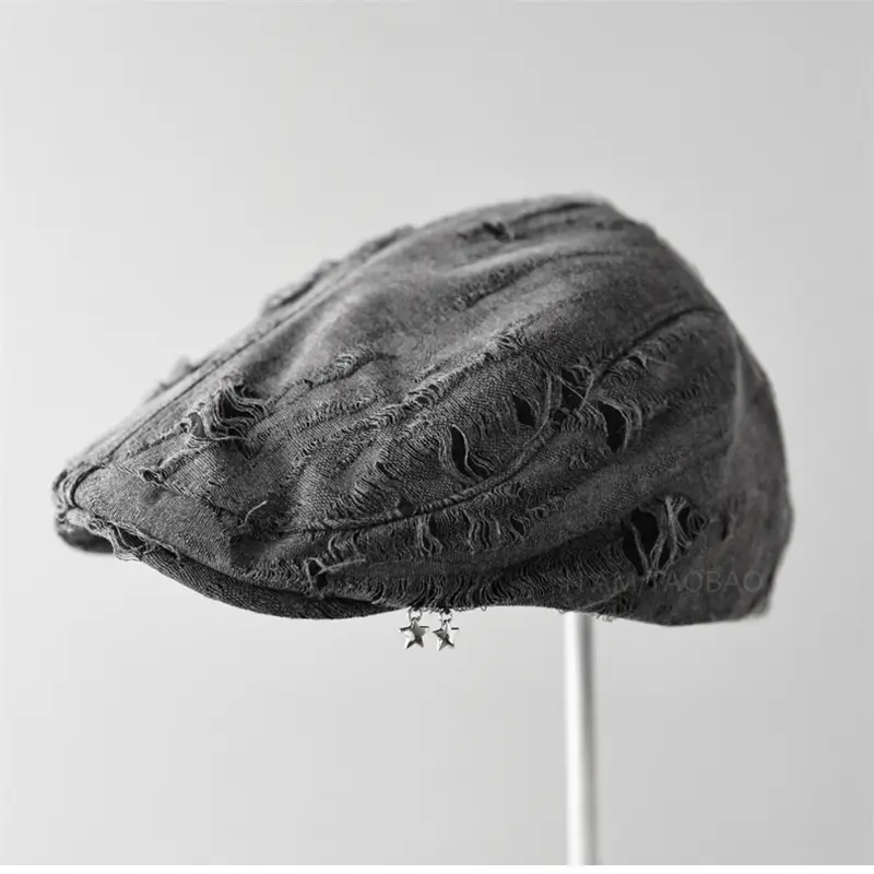 Black Japanese Retro Duck Tonge Hat for Women